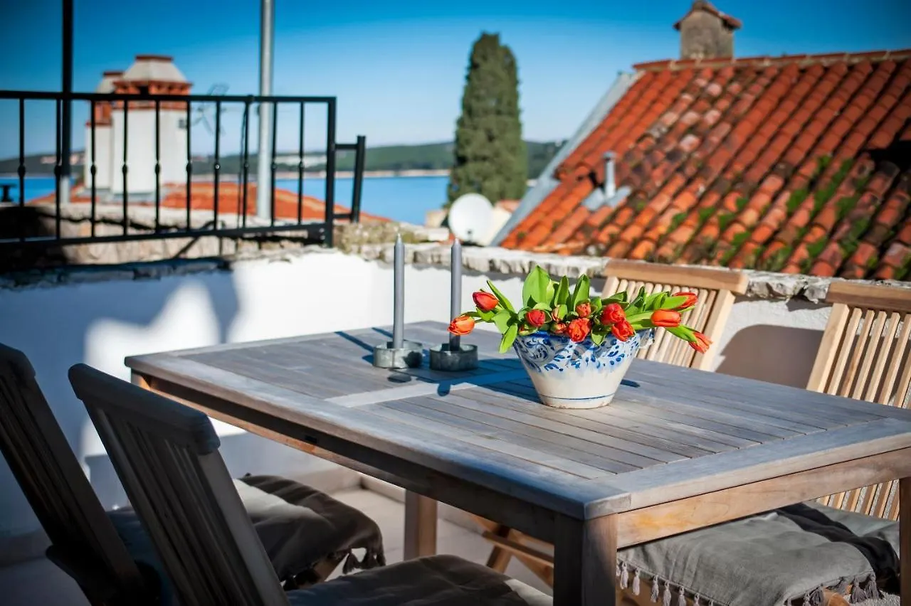 Monte Sea View Residence Rovigno Casa vacanze